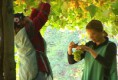 /album/fotogaleria/tomando-la-uva-de-la-parra-jpg/